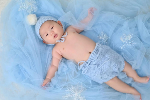 顺德宝宝间歇性斜视